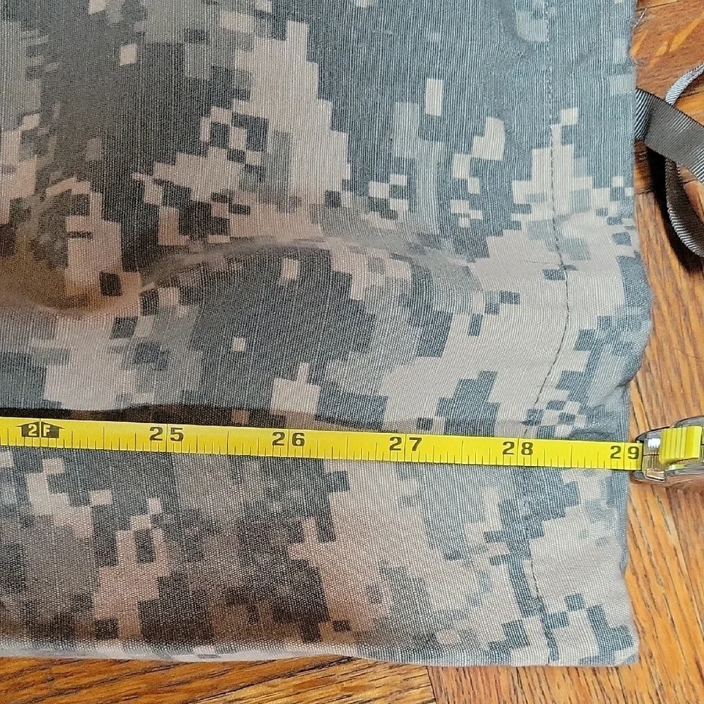 Men's Camouflage Army Cargo Trousers & Shorts Size Medium